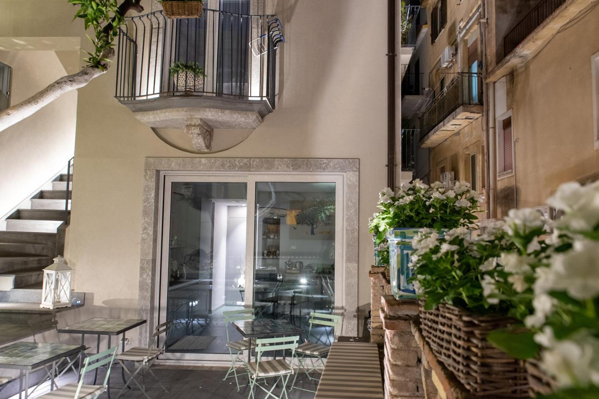 Villa D'Orville Luxury Suites 타오르미나 외부 사진