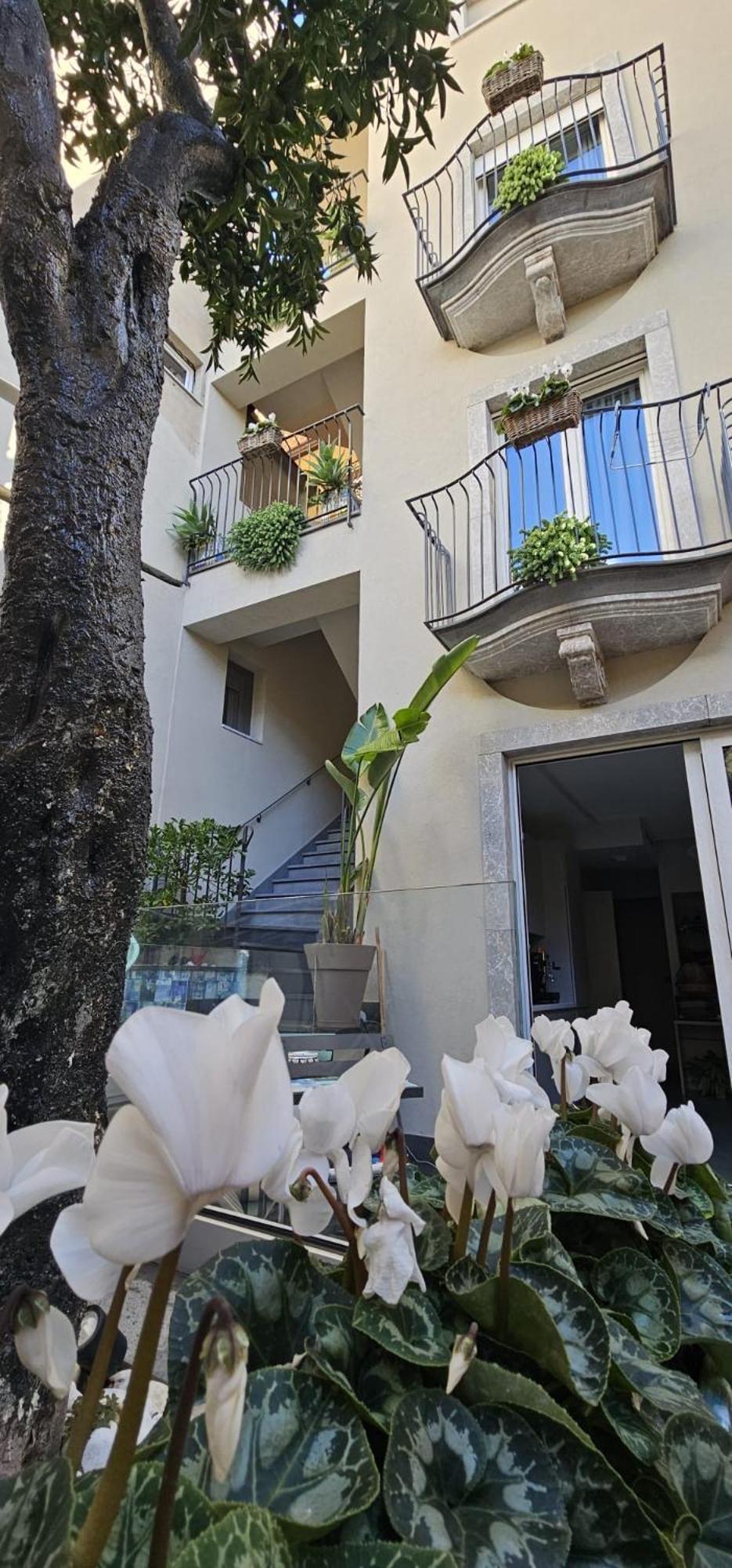 Villa D'Orville Luxury Suites 타오르미나 외부 사진